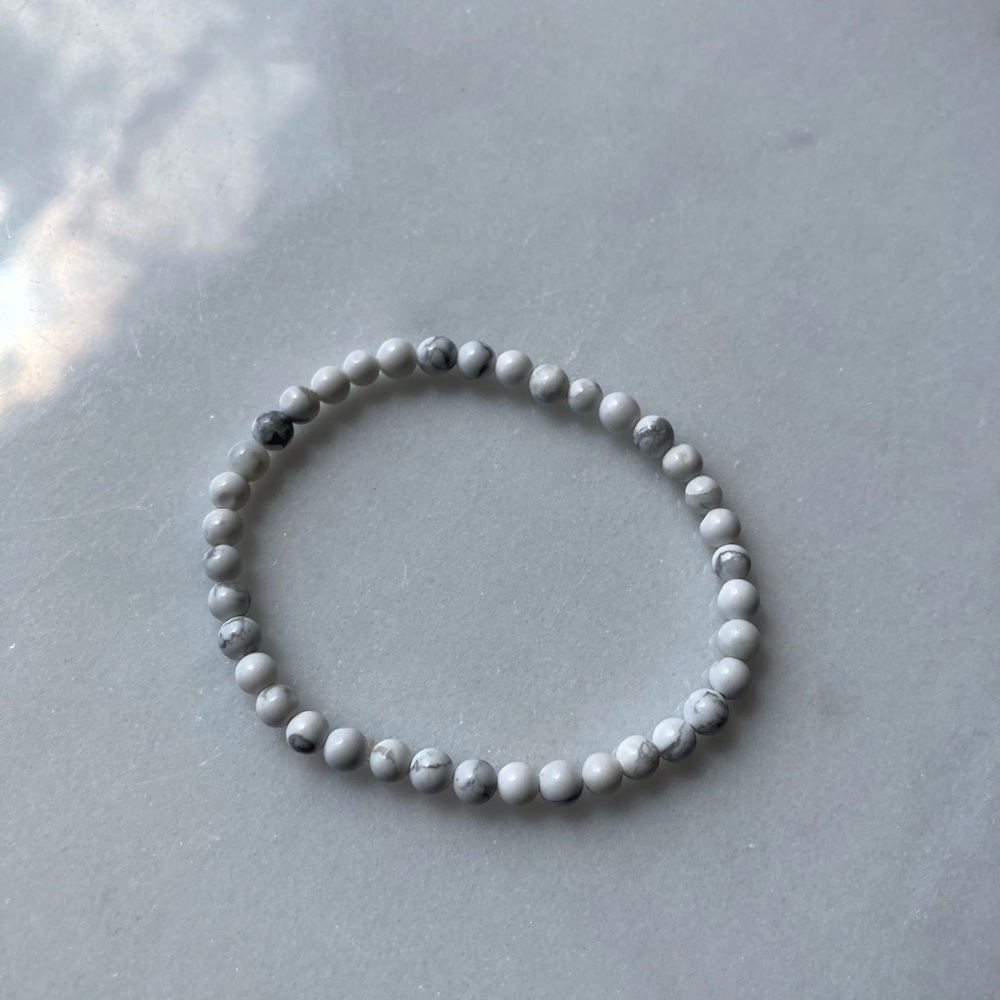Howlite bracelet - Picture 3 of 6